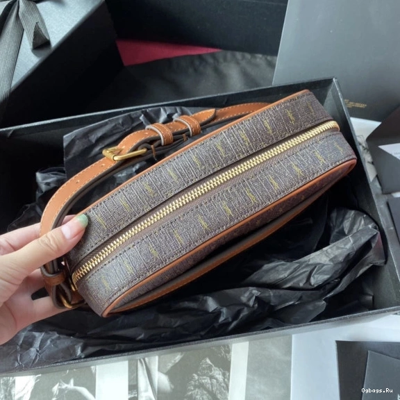 LE BAG MONOGRAMME YSL CAMERA 0719